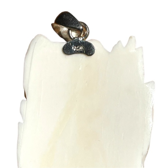 NOVICA carved bone cat pendant with silver finding, no chain,excellent condition - Picture 6 of 6